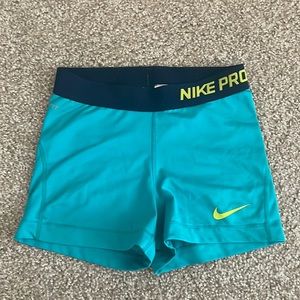 Nike pro 3” short spandex